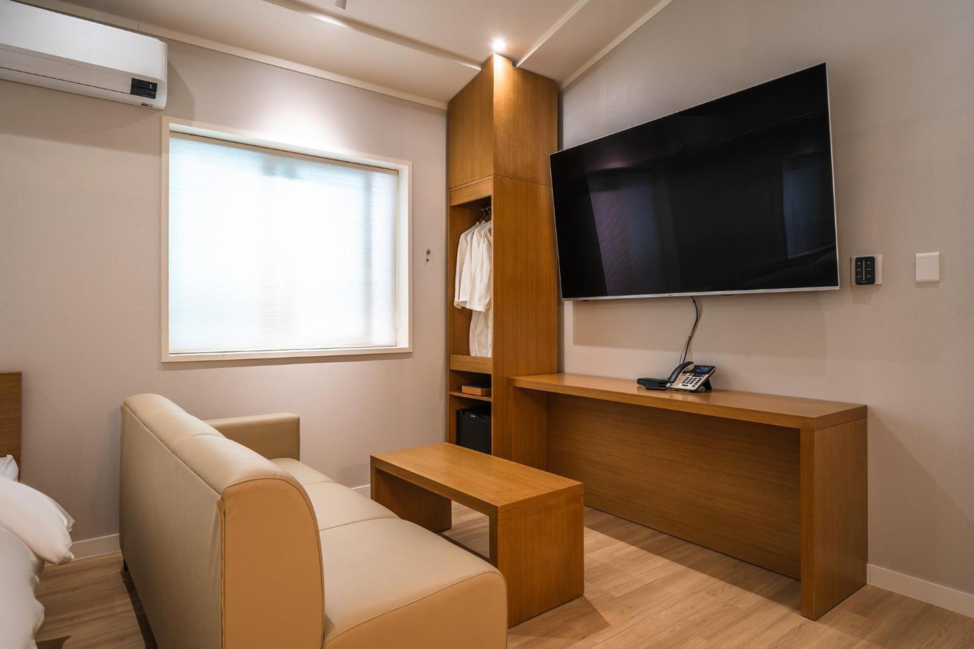Mono Hotel Suwon Buitenkant foto