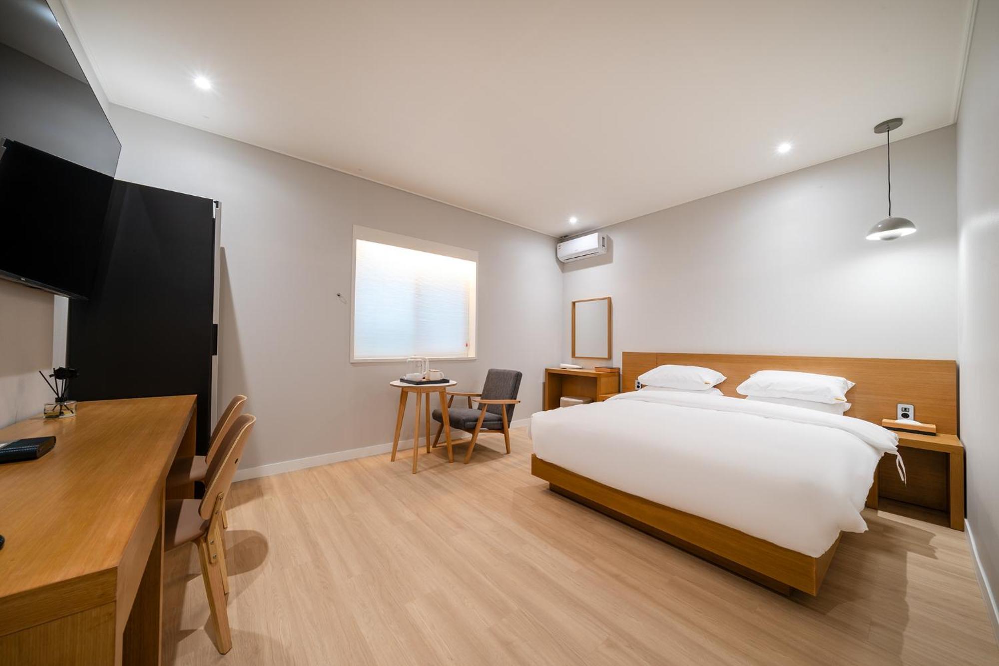 Mono Hotel Suwon Buitenkant foto